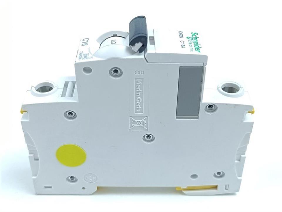 schneider-electric-ic60n-c-16a-c16-top-zustand-81802-2.jpg