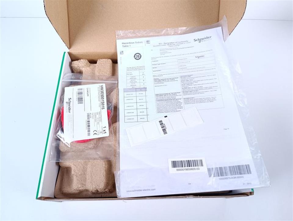 schneider-electric-lexium-52-lxm52dd30c41000-tested-und-unused-und-ovp-78967-2.jpg