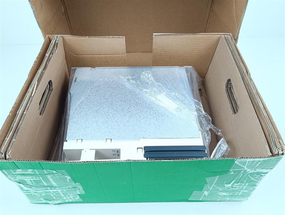 schneider-electric-lxm62pd84a11000-servo-drive-lxm62pd84axxxxx-unused-und-ovp-81574-2.jpg