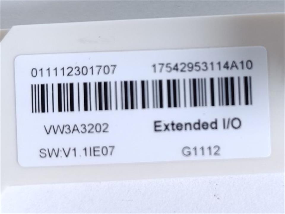 schneider-electric-vw3a3202-extended-io-card-altivar-top-zusatnd-80795-5.jpg