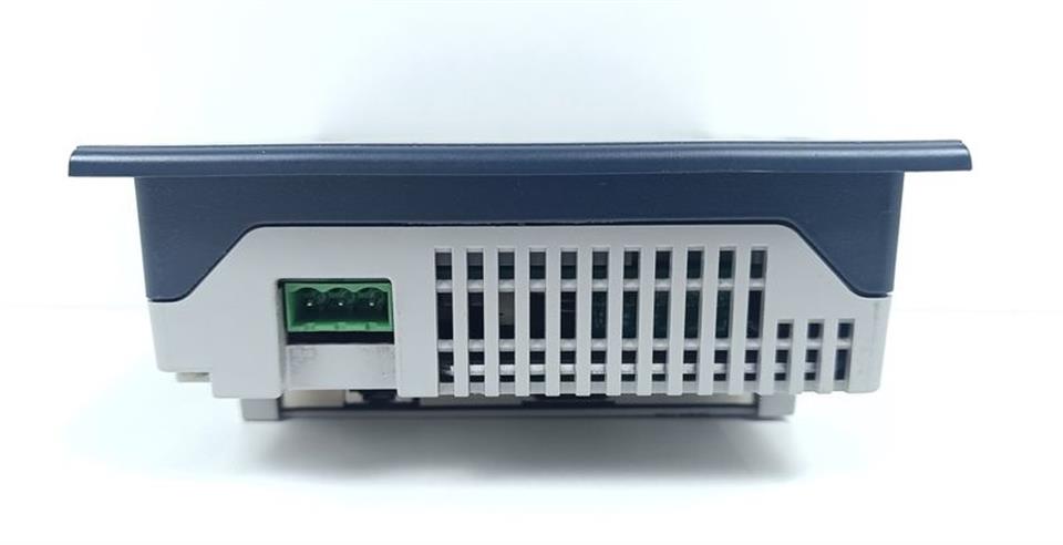 schneider-electric-xbtgt2220-graphic-terminal-tactile-terminal-57-tested-67443-3.jpg