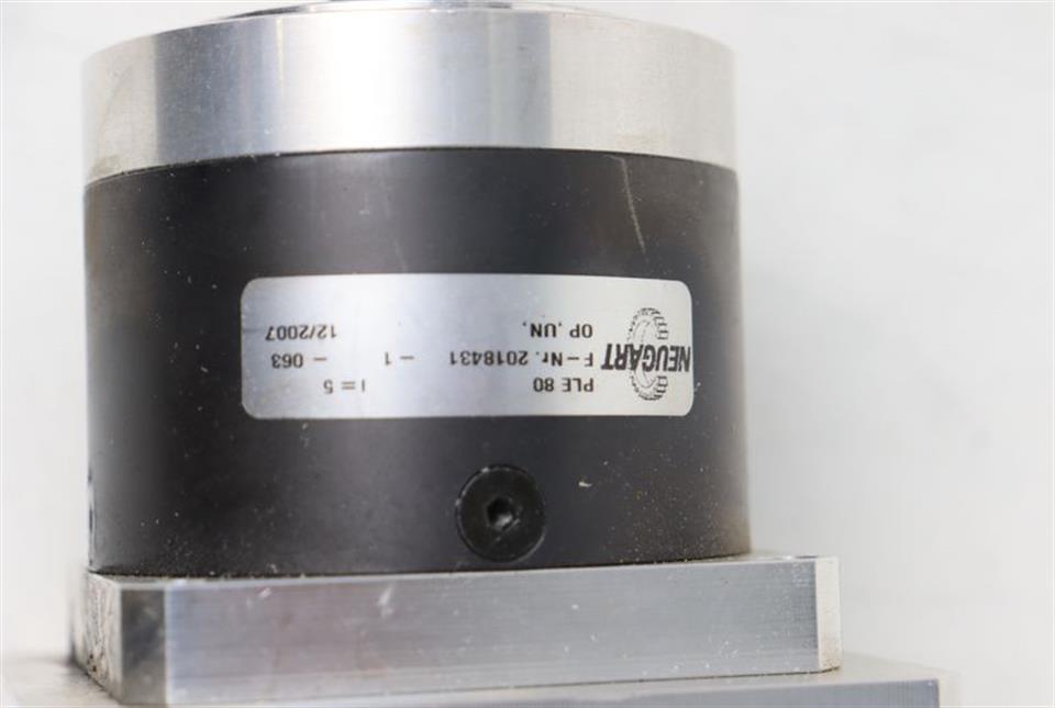 schneider-telemecanique-bsh1001t01a1a-servomotor-neugart-ple80-i5-top-zustand-56711-4.jpg
