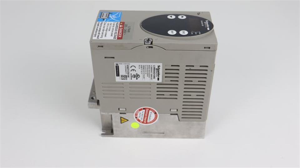 Schneider Telemecanique Lexium 05 LXM05AD10M2 ServoDrive TESTED TOP ZUSTAND