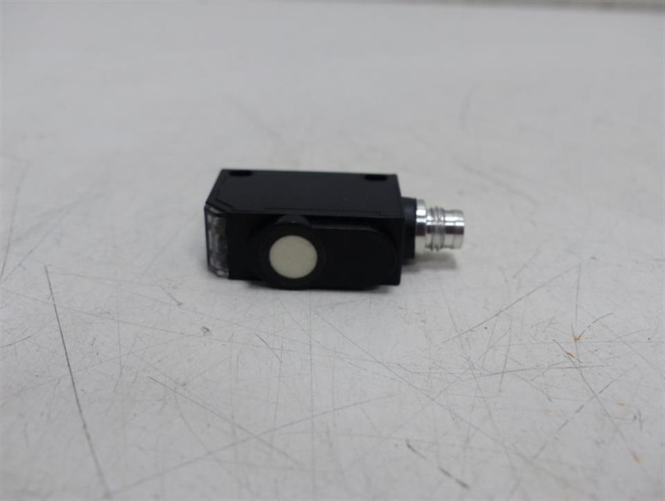 sensopart-ut-20-240-psm4-ut20240-psm4-sn-20-bis-240mm-20-bis-30v-dc-top-zustand-51279-3.jpg