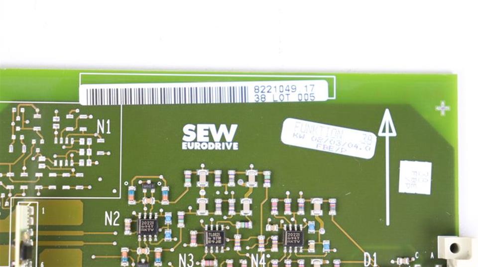 sew-eurodrive-ansteuerplatine-8221049-17-top-zustand-58084-3.jpg