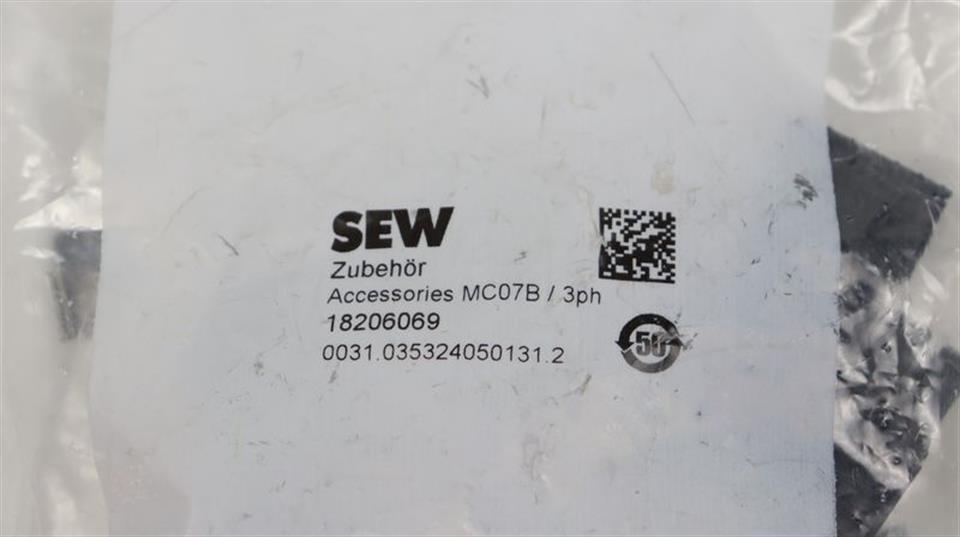 SEW MC07B/ 3ph 18206069 Accessories ZUBEHÖR Steckersatz UNUSED OVP & SEALED
