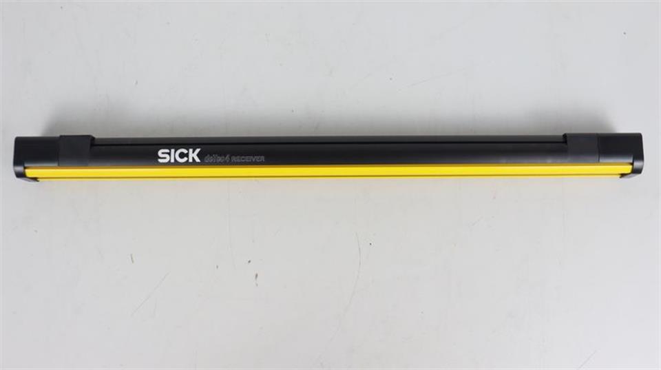 Sick deTec4 Receiver C4P-EA04531C00 C4PEA04531C00 Id.no. 1220138 450mm UNUSED