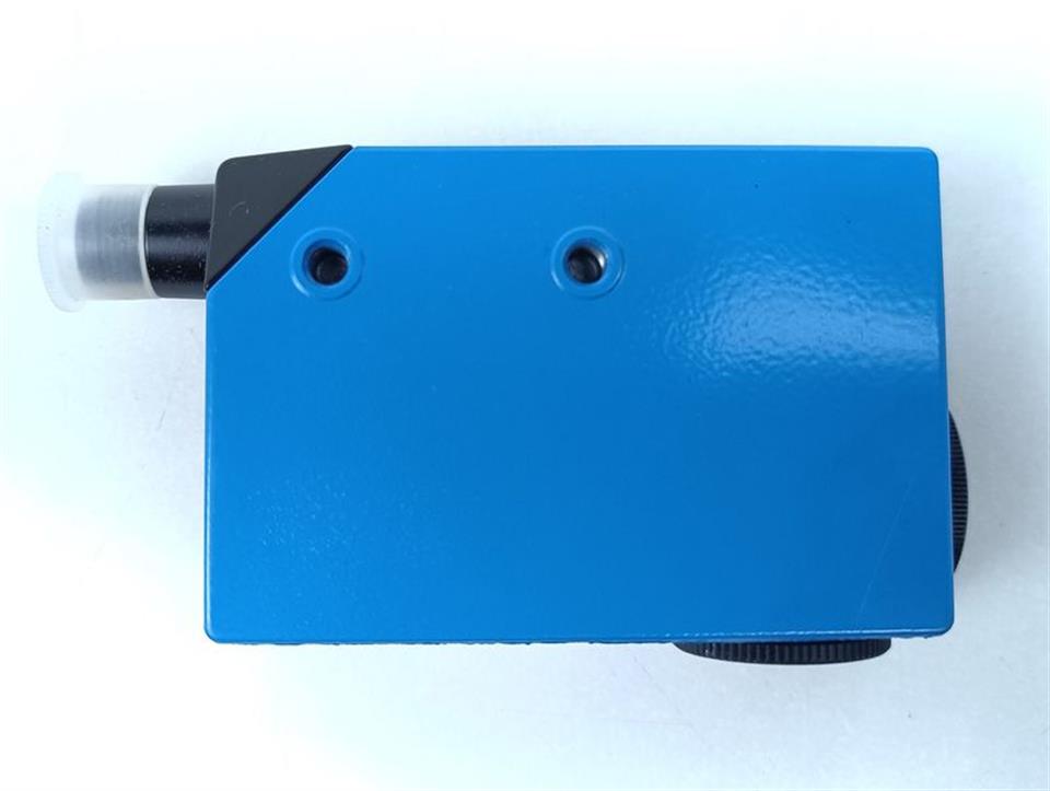 SICK Farbsensor CS81-P3612 1 028 225 Q=PNP UNUSED & OVP