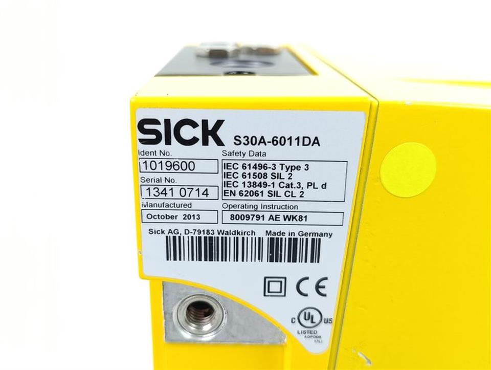 sick-s3000-s30a-6011da-1019600-sicherheits-laserscanner-top-zustand-und-ovp-81127-7.jpg
