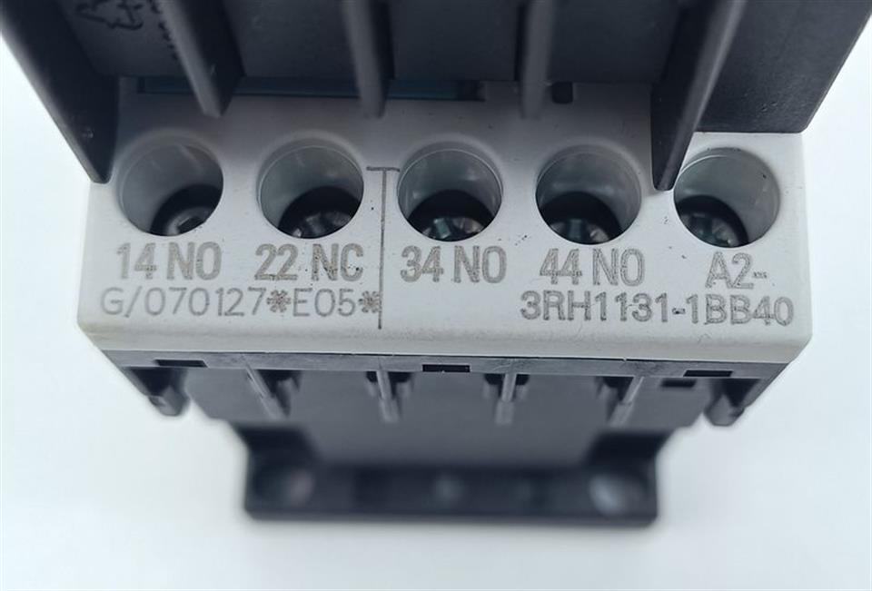 SIEMENS 3RH1131-1BB40 + 3RH1911-1FA22 + Murr 26501