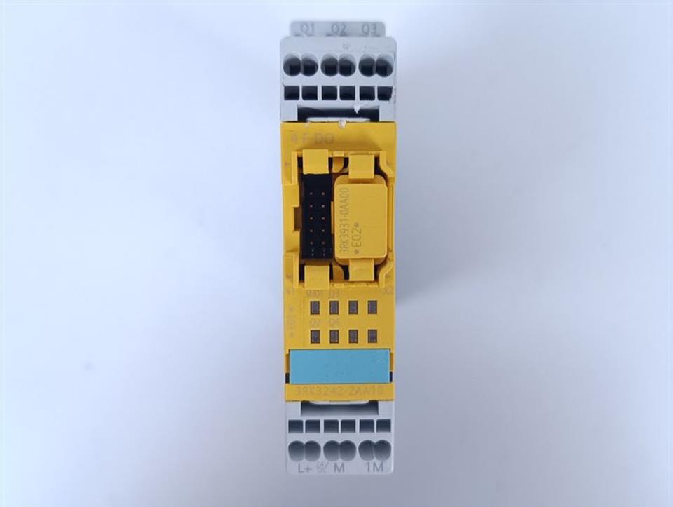 siemens-3rk3242-2aa10-e01-3rk3931-0aa00-e02-sirius-erweiterungsmodul-82675-3.jpg