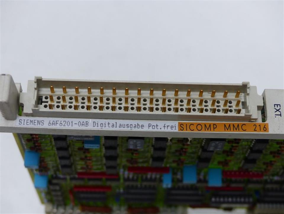Siemens 6AF6201-0AB Digitalausgabe Pot.frei SICOMP MMC 216