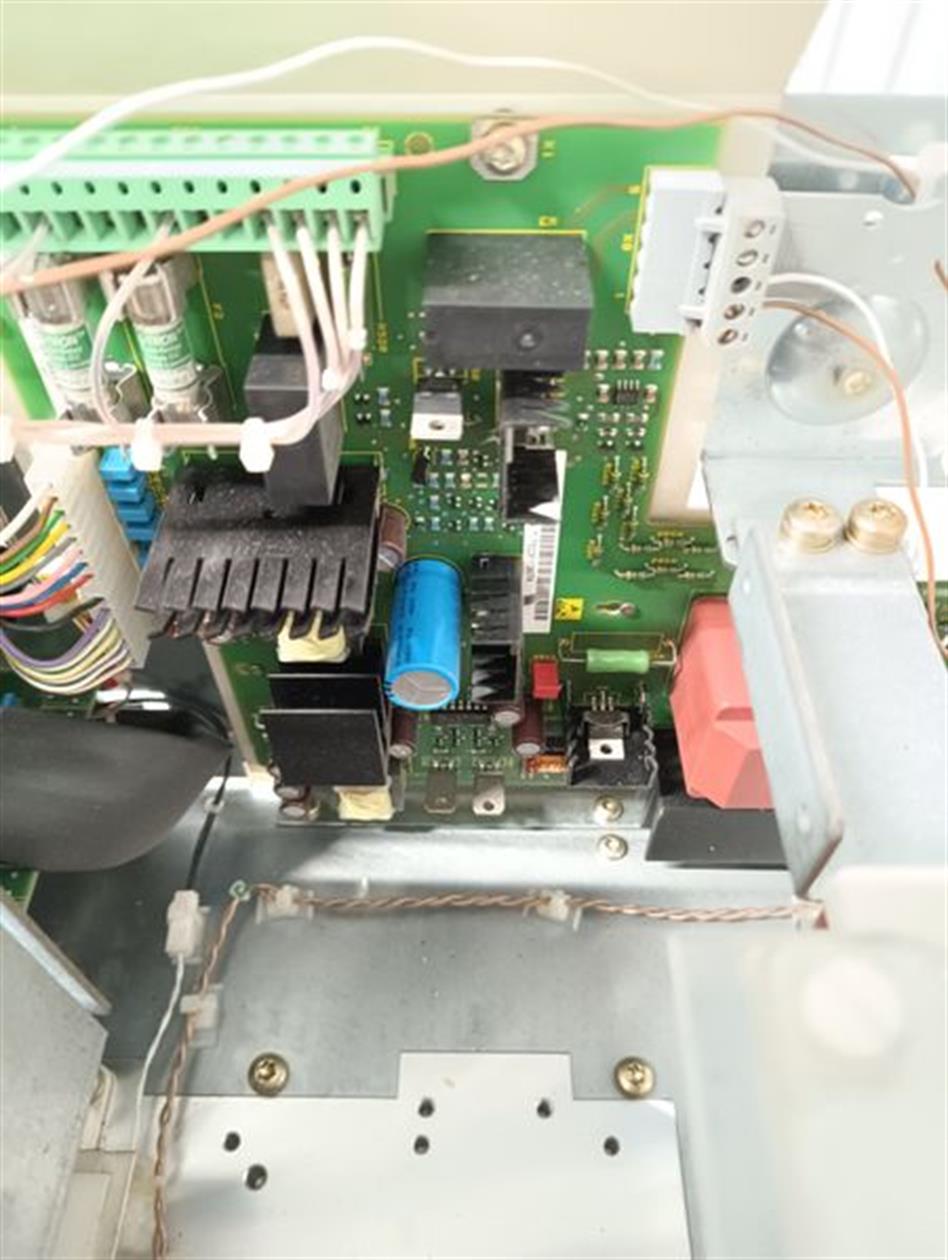 siemens-dc-inverter-simovert-mc-p2-6se7031-2tf70-z-erz-st-e-top-zustand-81019-3.jpg