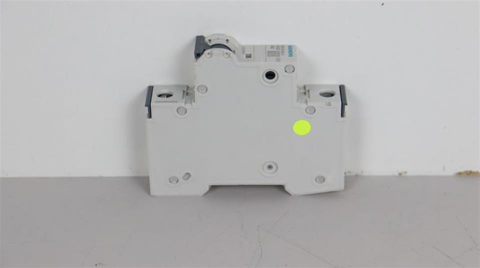 siemens-leistungsschalter-5sy4102-5mcb-a2-top-zustand-61095-2.jpg