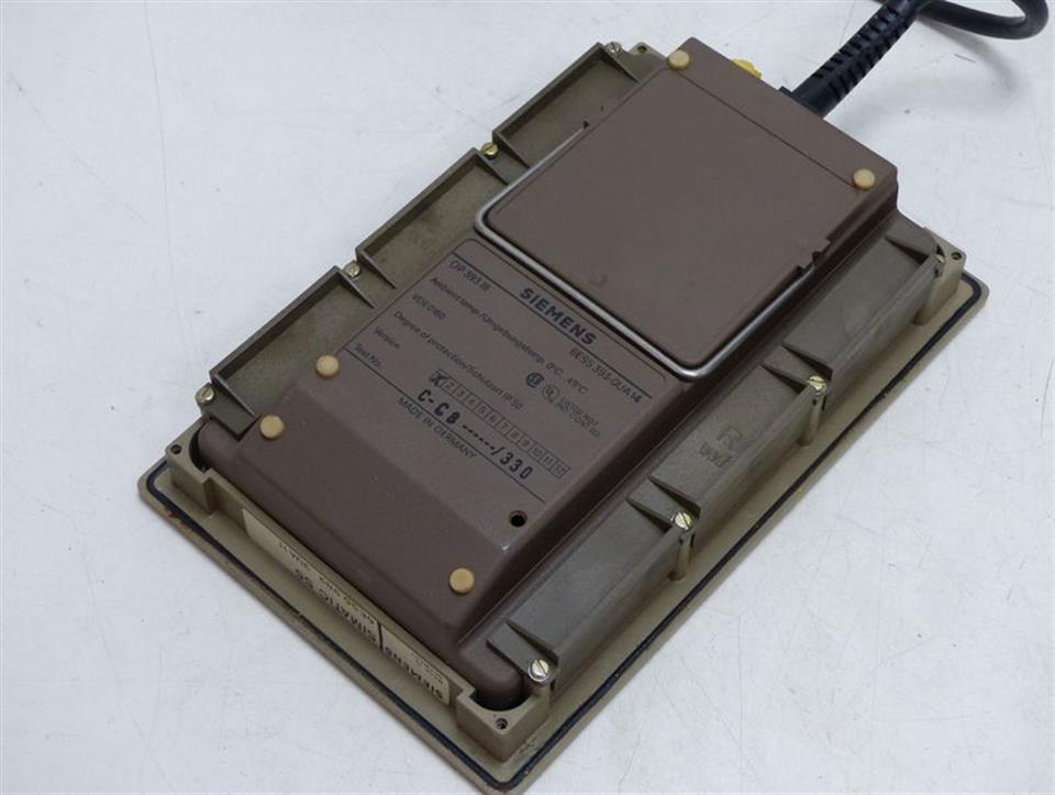siemens-s5-op-393-iii-6es5-393-0ua14-6es5393-0ua14-simatic-s5-6es5-982-3ua11-68083-3.jpg