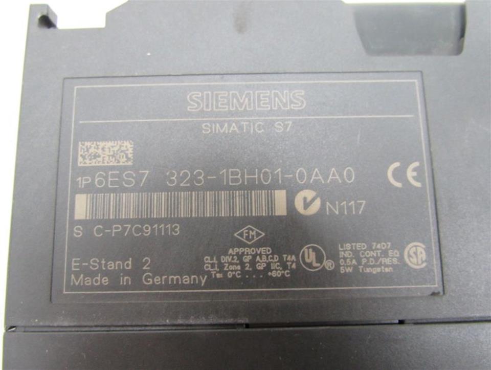 siemens-s7-6es7-323-1bh01-0aa0-sm323-estand2-top-zustand-65962-4.jpg