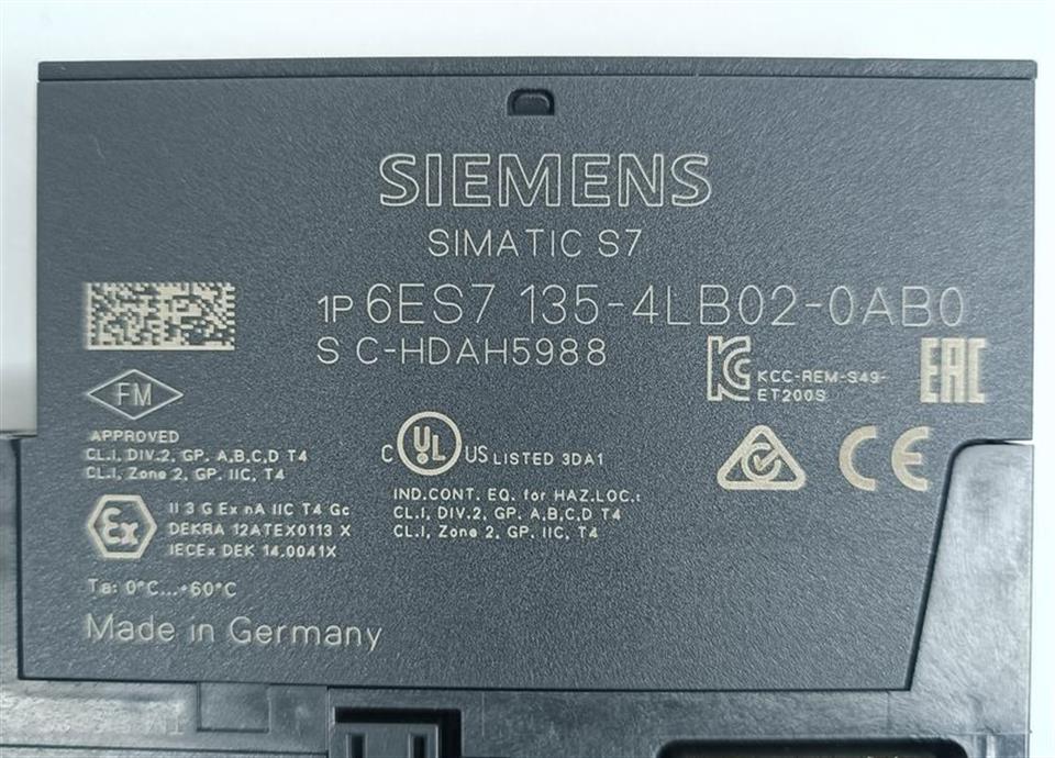 Siemens Simatic 6ES7 135-4LB02-0AB0 Modul + 6ES7 193-4CA50-0AA0 Sockel NEUWERTIG