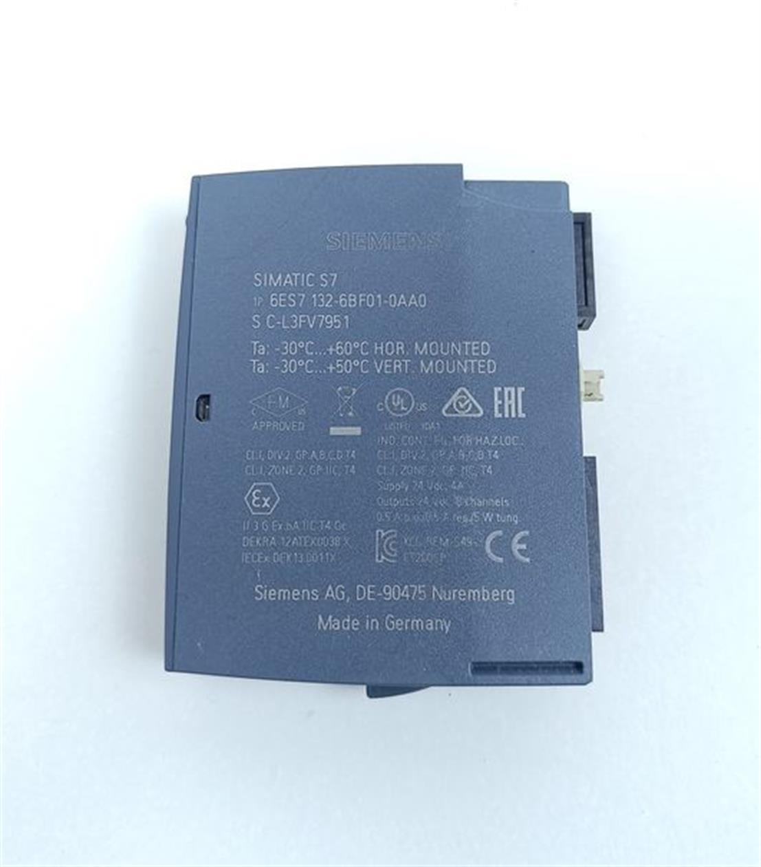 Siemens SIMATIC S7 6ES7 132-6BF01-0AA0 Modul DQ BA 8x24VDC/0.5A NEUWERTIG