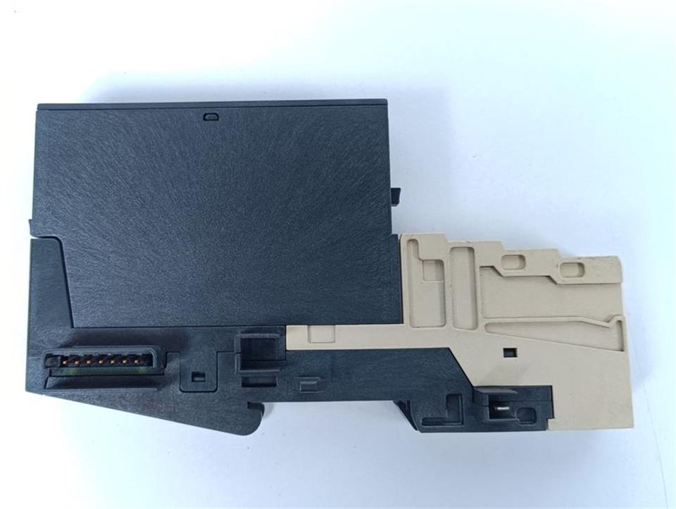 Siemens Simatic S7 6ES7 138-4CA01-0AA0 + 6ES7 193-4CC30-0AA0 TOP ZUSTAND