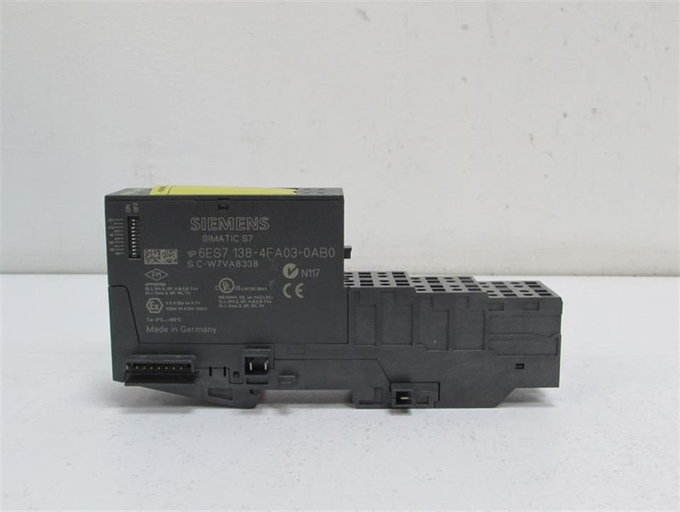 siemens-simatic-s7-6es7-138-4fa03-0ab0-tm-e30c46-a1-top-zustand-69066-2.jpg
