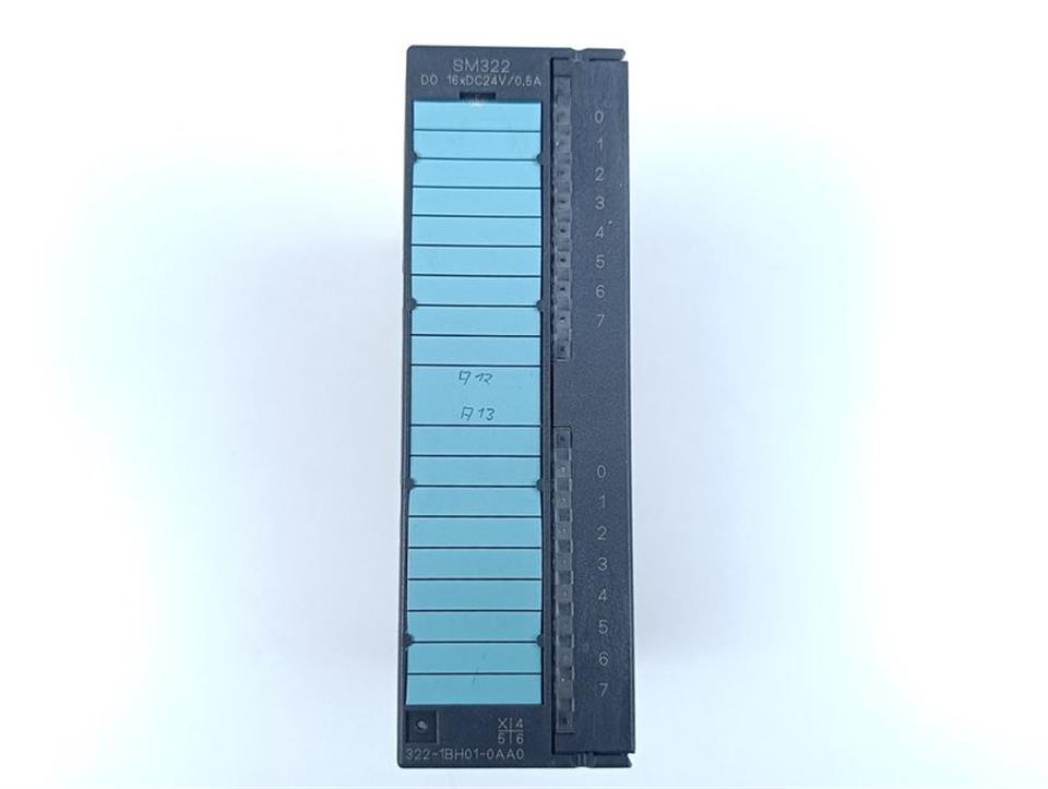 siemens-simatic-s7-sm322-6es7-322-1bh01-0aa0-est-03-neuwertig-83069-3.jpg