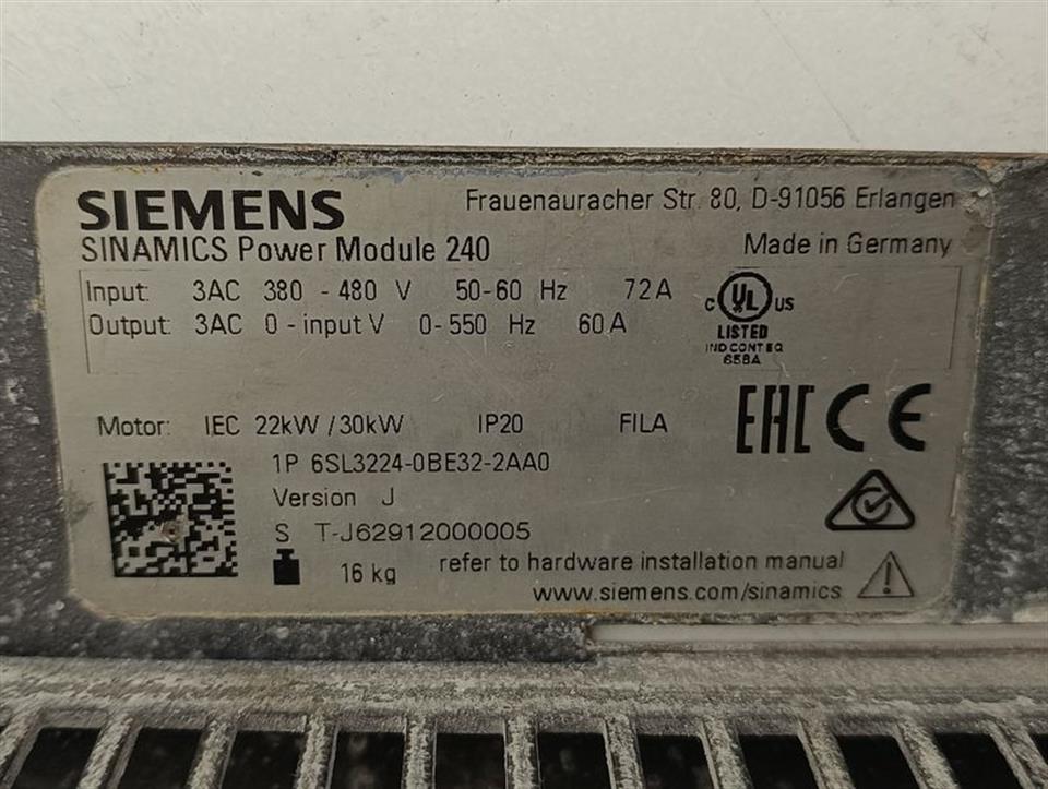 siemens-sinamics-power-modul-240-6sl3224-0be32-2aa0-2230kw-tested-63229-4.jpg