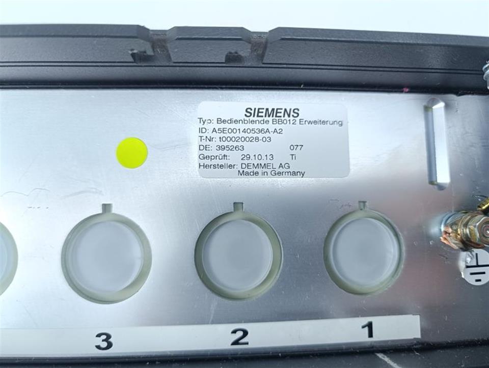 Siemens Sinumerik 6FC5247-0AA43-1AA0 PP012 ERWEITERUNG 2 SWITCHES TOP ZUSTAND