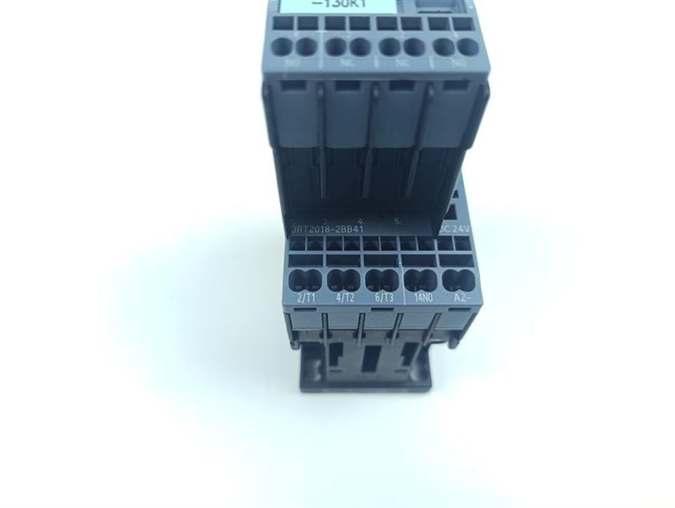 Siemens Sirius Leistungsschütz 3RT2018-2BB41 + 3RH2911-2GA31 TOP ZUSTAND