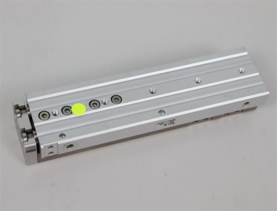 smc-mxq12-100-mxq-12-100-pneumatik-kompaktschlitten-015-07-mpa-top-zustand-57337-2.jpg