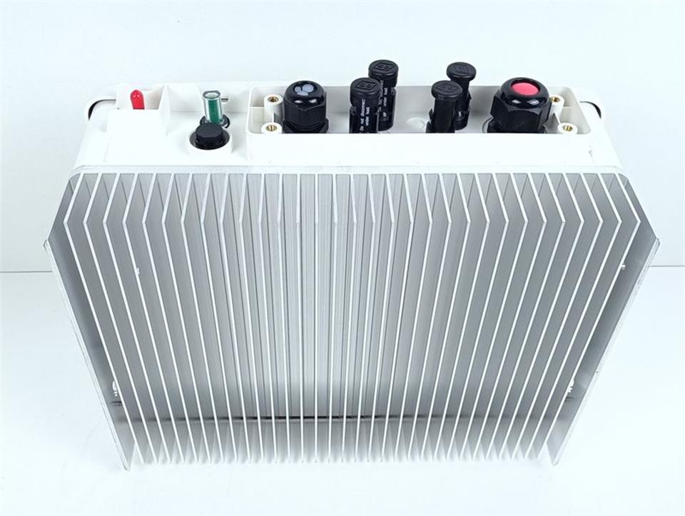 solaredge-se6000h-photovoltaic-inverter-se6000h-rw000ben4-6000va-unused-ovp-84383-7.jpg