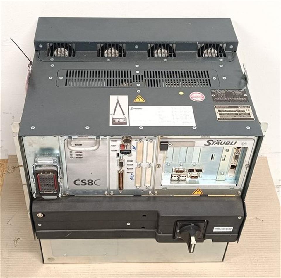 staeubli-robot-controller-cs8c-rx160-usb-stick-top-zustand-63598-2.jpg