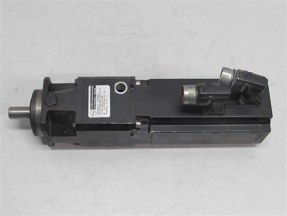 stoeber-servomotor-ed302urps060-152a-3000min1-gear-getriebe-top-zustand-70479-2.jpg