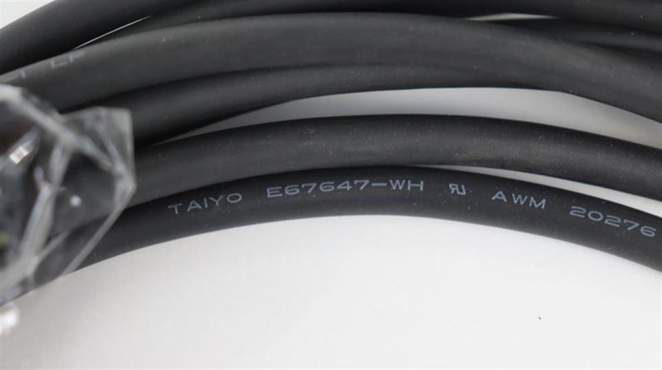 OMRON Cable E67647-WH AWM 20276 Verbindungskabel UNUSED