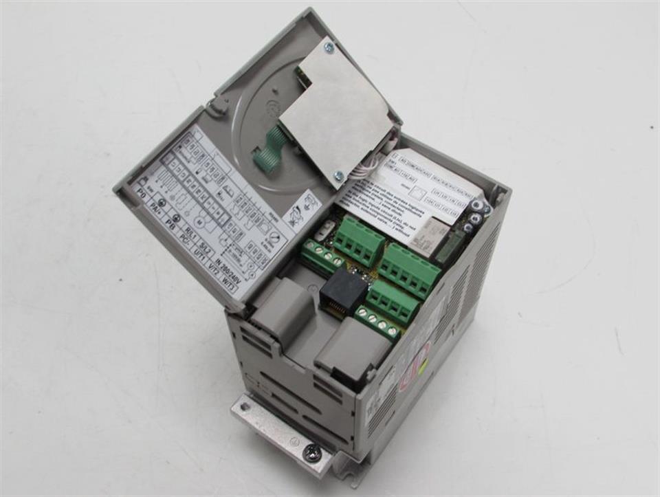 Telemecanique Altivar ATV31H055M2 0,55kW 0.75HP 6.8A 230V TESTED & TOP ZUSTAND