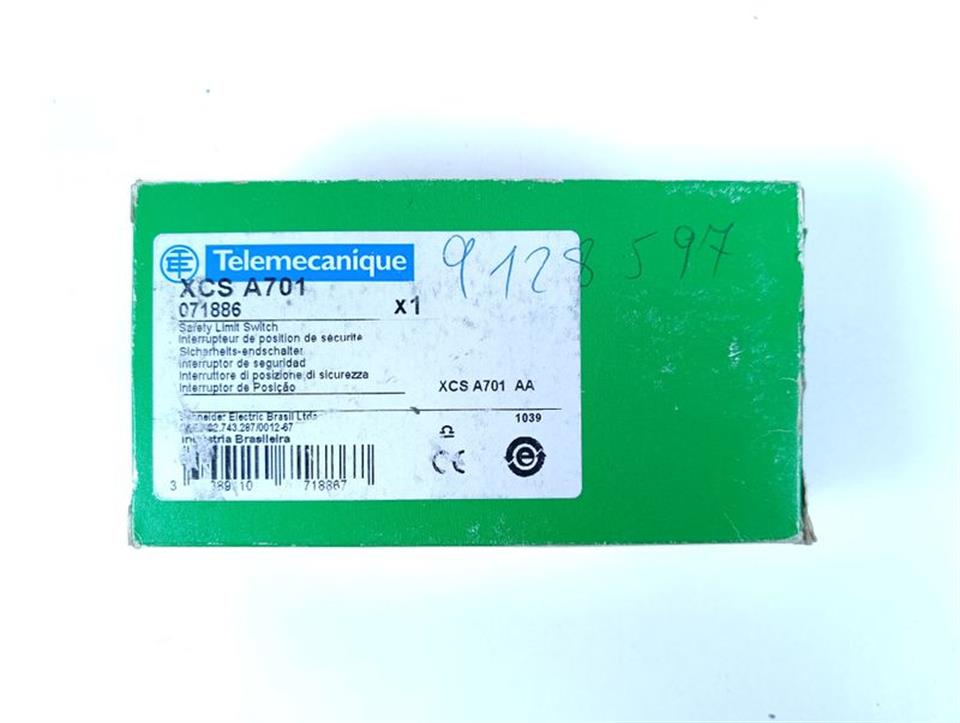 telemecanique-xcs-a701-sicherheits-endschalter-unused-und-ovp-65323-4.jpg