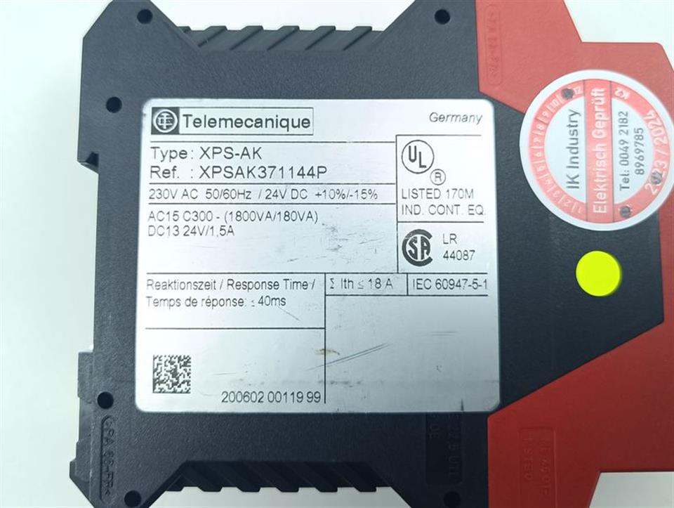 telemecanique-xps-ak-ref-xpsak371144p-230v-24v-dc-tested-top-zustand-63233-4.jpg