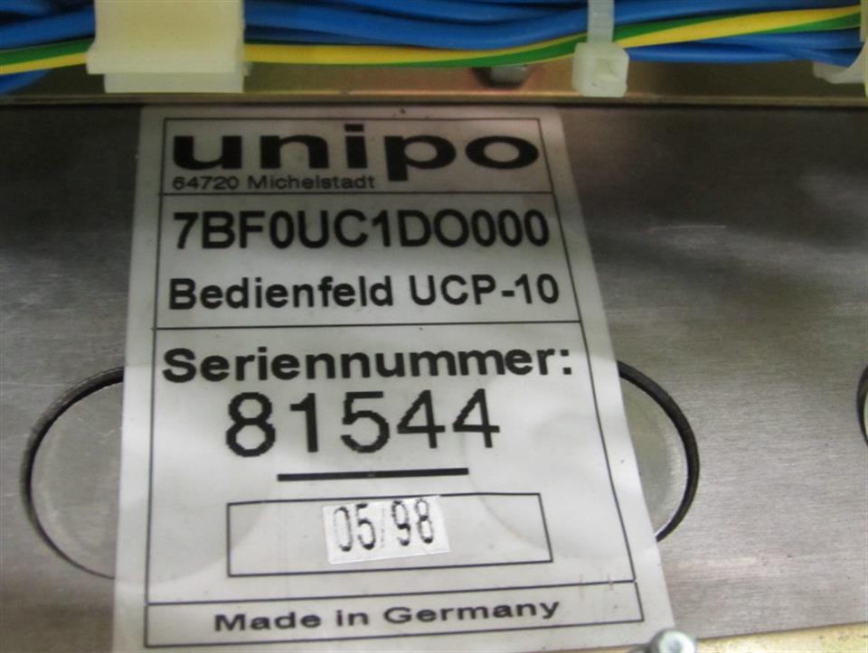 unipo-2rclx2x03001-ucp-10-7bf0uc1do000-bedienfeld-top-zustand-69972-4.jpg