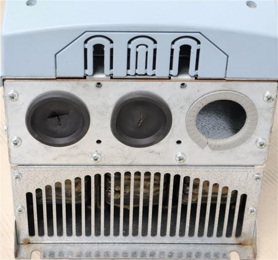 Vacon Frequenzumrichter NXS00725A2H1SSSA1A3000000 TESTED & TOP ZUSTAND