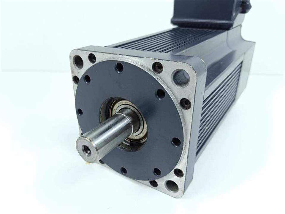 vickers-a1-0-40-0-30-16-02-e2-servomotor-a1-0-40-0-30-16-02-e2-180v-46a-unused-80852-4.jpg