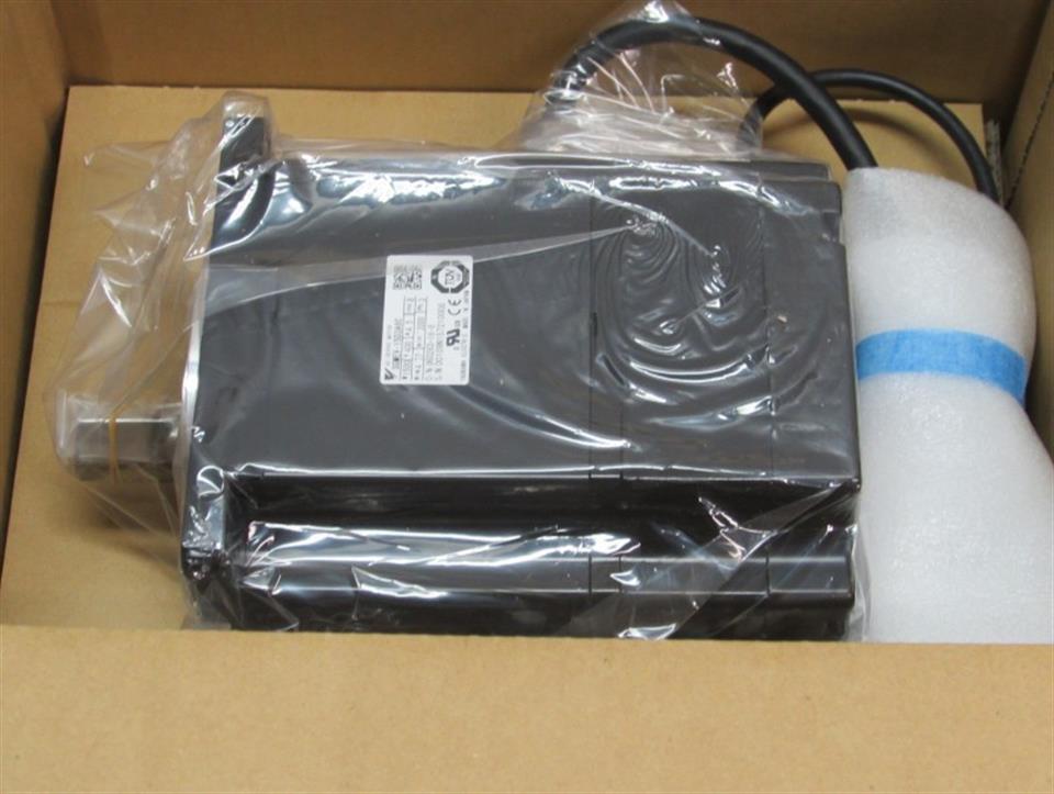 yaskawa-ac-servo-motor-sgmev-15d3a6c-max-3000-400v-45a-1500w-unbenutzt-ovp-72290-2.jpg